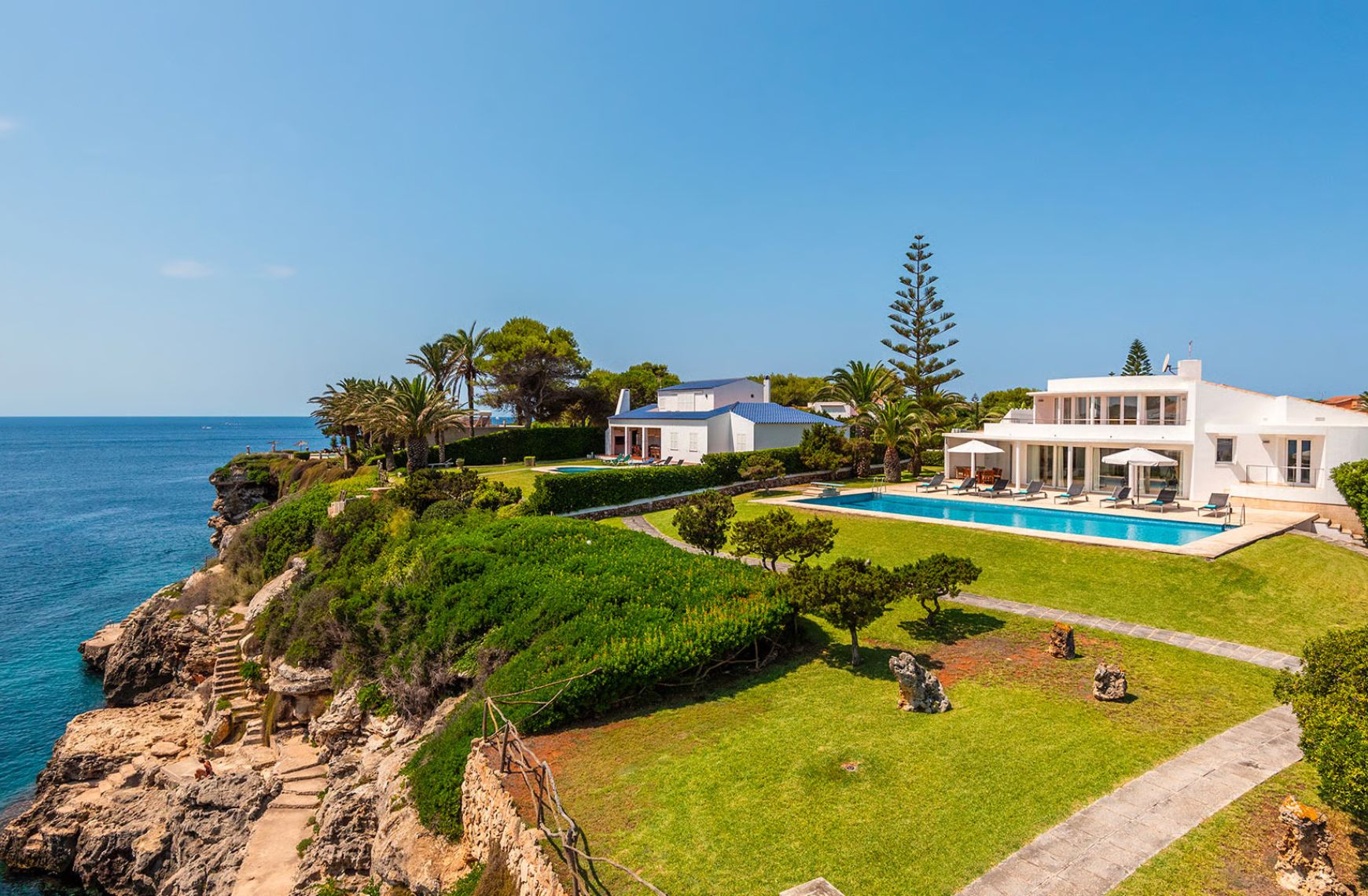 The Best Luxury Holiday Villas to Rent in Menorca