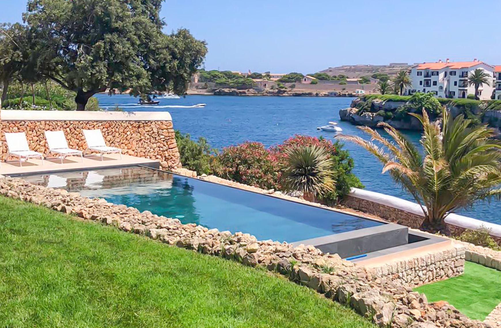 The Best Luxury Holiday Villas to Rent in Menorca